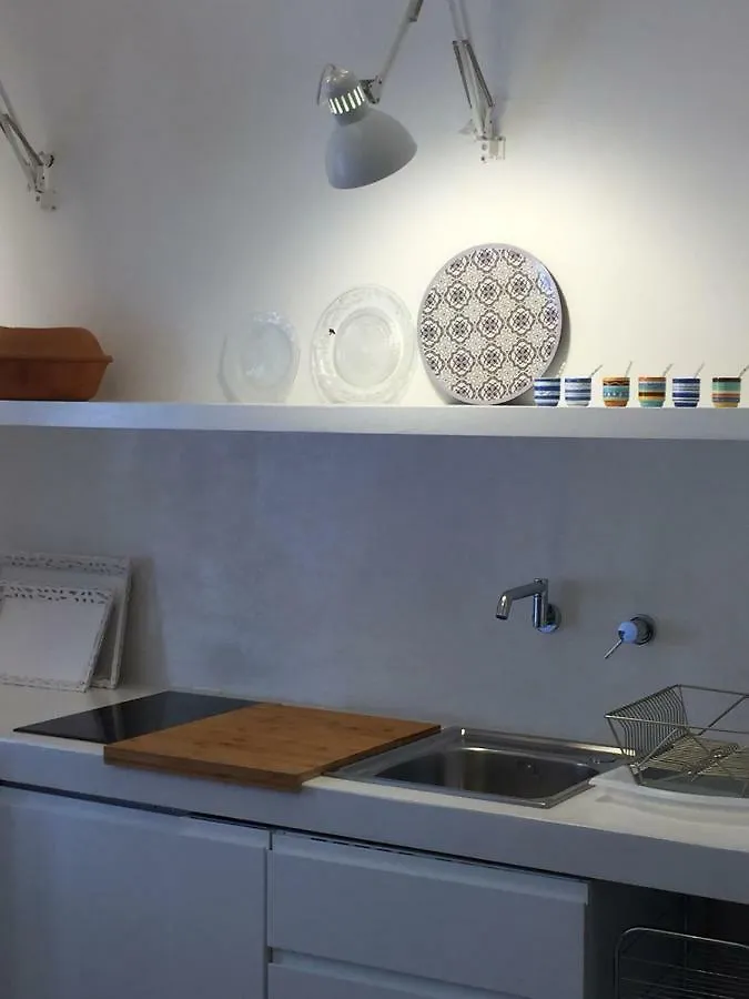 Apartment Love At First Sight Noto