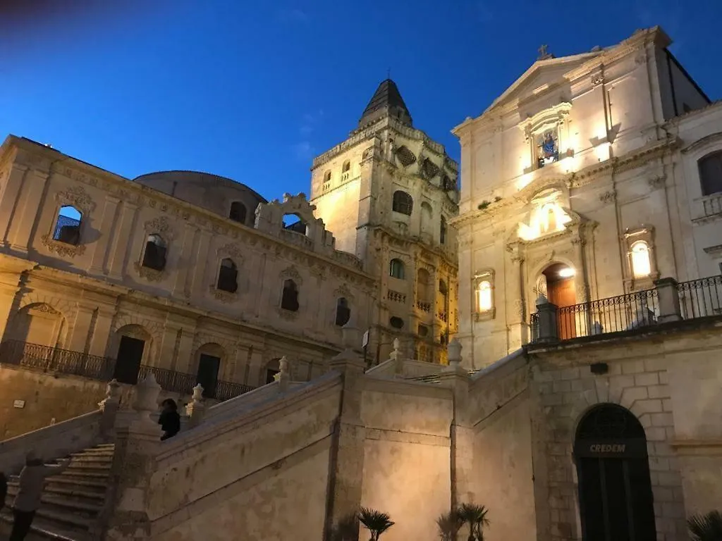 Love At First Sight Noto Italy